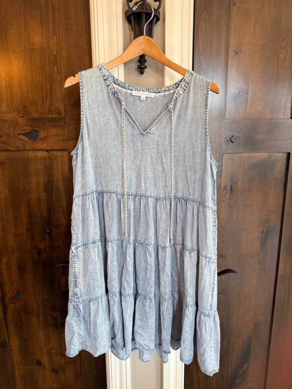 Light Wash Denim Tiered Sleeveless Dress L